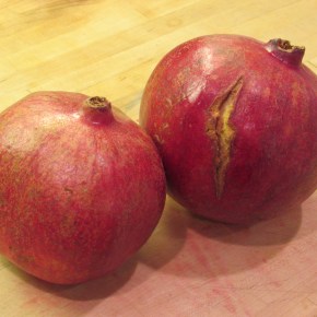 Easy Peasy Pomegranate Seed&nbsp;Removal