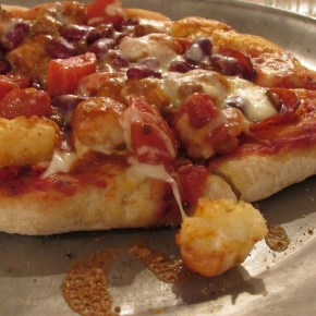 Chili Cheese Tater Tot Pepperoni&nbsp;Pizza
