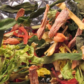 Homemade Leftover Vegetable&nbsp;Bouillon